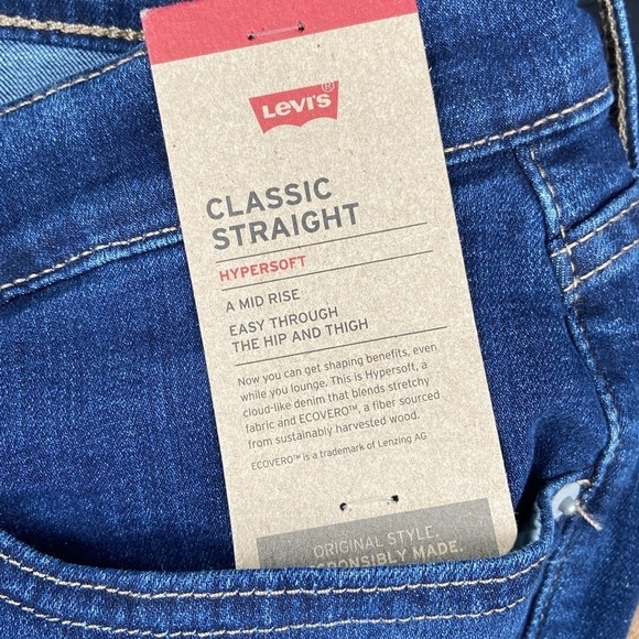 Levi's® Women's Plus Size Mid-Rise Classic
Straight Jeans - Lapis Dark Horse 20 - Picture 6 of 6